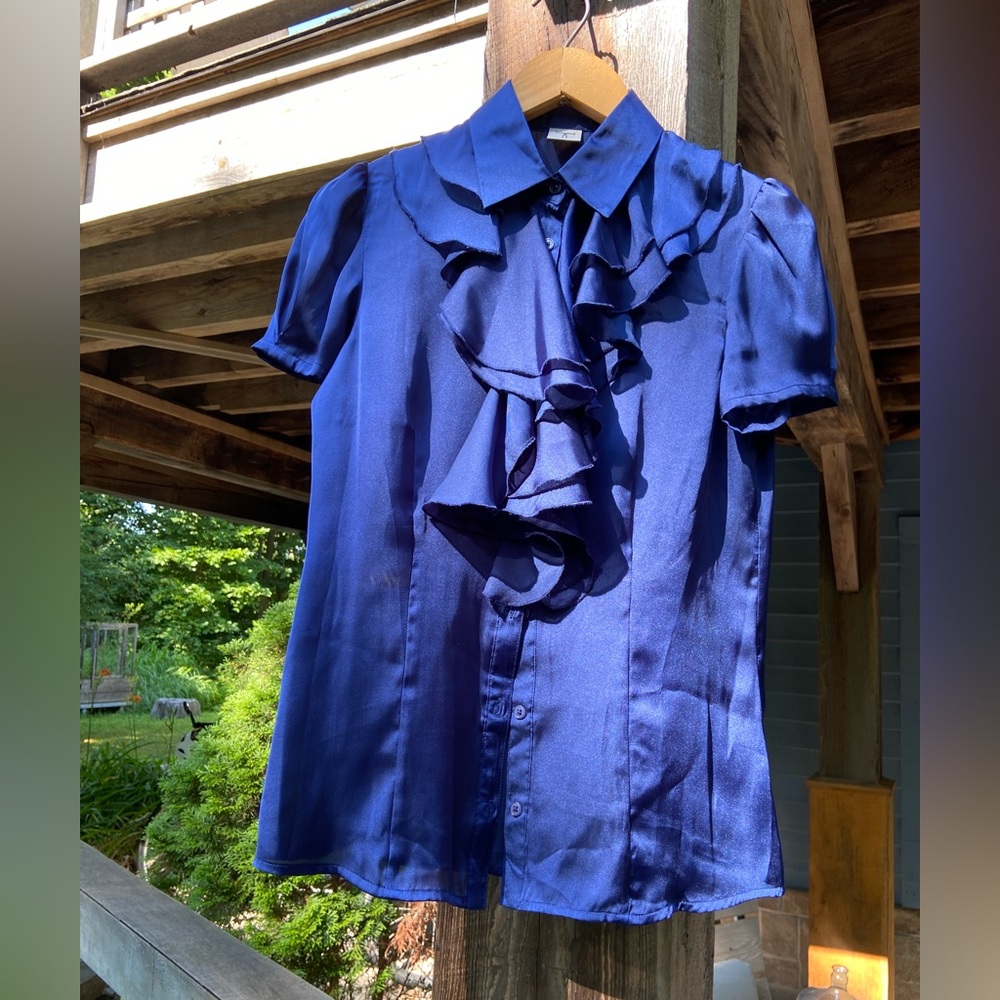TRISTAN satin blue ruffle collar size small button up shirt. So classic and fun